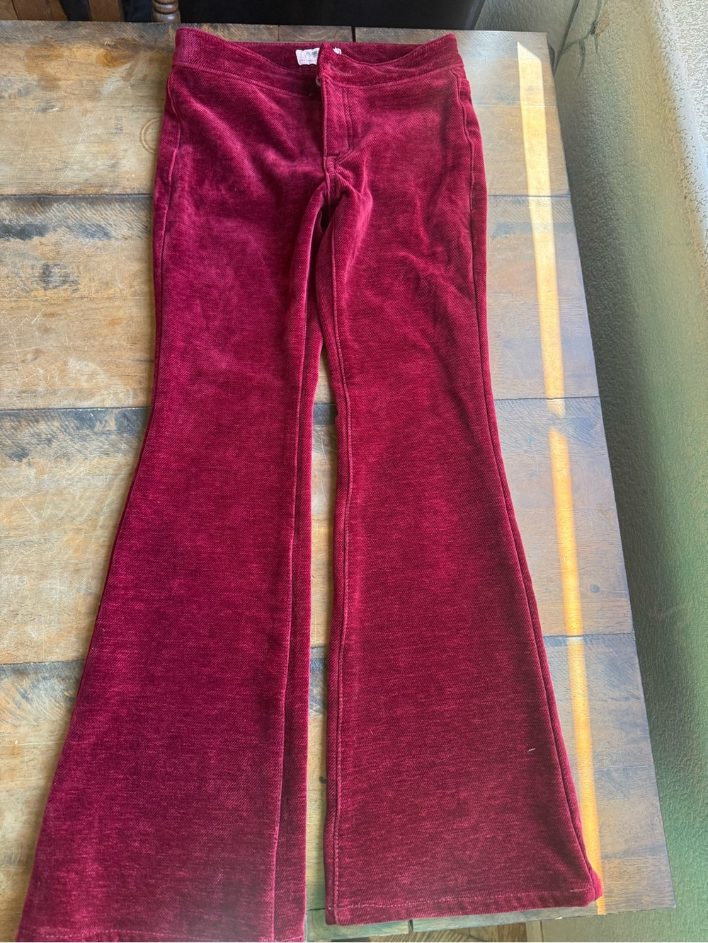 Rock & Roll Cowgirl Velvet Flare Joggers in Burgundy Red